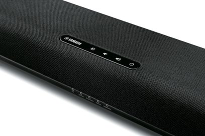 Yamaha SR-C20A sort soundbar, set forfra, kontrolknapper øverst, sort gitter på forsiden