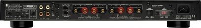 Parasound NEW CLASSIC 275V2 sort effektforstærker, frontpanel med knapper, stik og display, set forfra