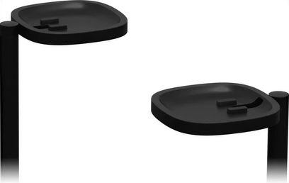 Due piedistalli per diffusori Sonos per One, One SL e Play:1 neri, visti di fronte e di profilo, in plastica nera opaca