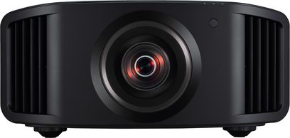 JVC DLA-NP5 sort videoprojektor, set forfra, centreret objektiv med rød linse, rektangulært mat sort kabinet