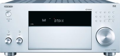 Onkyo TX-RZ820 sølvfarvet hjemmebiograf-forstærker, frontpanel med display, knapper og kontrolknapper, set forfra