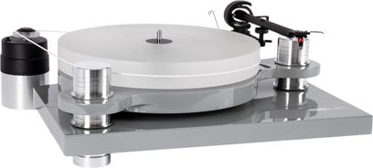 Giradischi hi-fi Block PS-100+ grigio, vista prospettica anteriore destra, base laccata grigio lucido su piedini cilindrici in alluminio, piatto spesso in acrilico bianco traslucido azionato da motore esterno cilindrico collegato tramite cinghia, braccio di lettura nero su supporto argentato