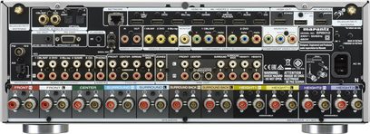 Wzmacniacz kina domowego Marantz SR-6012 w kolorze srebrno-złotym, widok od tyłu, złącza audio/wideo analogowe i cyfrowe