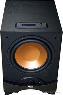 Sort Klipsch baskabin med orange cirkulær højttaler i midten, set forfra