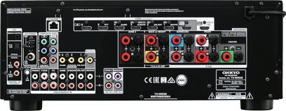 Onkyo TX-NR636 sort hjemmebiografsforstærker, frontpanel, mange stik og knapper, digitalt display, forfra