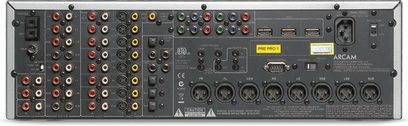 Arcam DIVA-AVP700 audio-video forstærker, bagside, set ovenfra, mange audio- og videostik