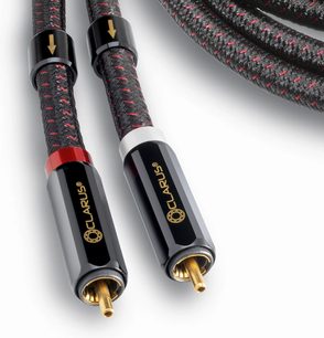Kızıl ve sarı ok desenli siyah örgülü kılıf ile altın kaplamalı RCA konnektörlü 1m Clarus Crimson AES/EBU dijital ses kablosu