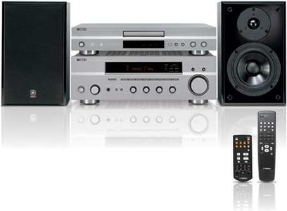 Yamaha PHX-397 mini hi-fi-anlæg bestående af en cd-afspiller, en forstærker, to højttalere og en fjernbetjening i sort og sølv finish