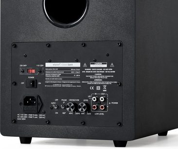 Svart Elipson Classic Sub 8 subwoofer, sett bakfra med rund bassrefleksport, innstillinger og RCA-kontakter