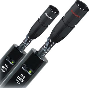 To XLR-kabler fra Audioquest Niagara, sorte stik, grå flettet kappe, røde markeringer "Niagara" og "DBS 72V"