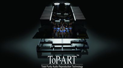 Ampli hi-fi stereo ToP-ART, pohled na vnitřní elektronické součástky na černém šasi, 2 stříbrné toroidní transformátory