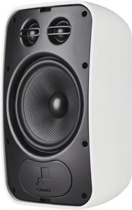 Bílý reproduktor Sonance M64-SST, detailní pohled zepředu, zaoblený tvar, černá mřížka, centrální výškový reproduktor, logo dole