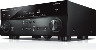 Ampli home-cinéma Yamaha RX-A780 noir, vue de face, façade noire avec boutons, molettes, écran LCD et prises en façade