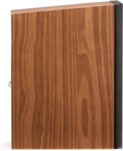 Cassa acustica Motion B10 noce con pannello in legno a venature naturali e bordo laterale nero visibile su sfondo bianco