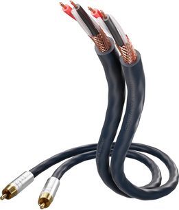Inakustik Connect 212 Audio RCA analogt lydkabel, mat sort PVC-kappe let tvunget, sølvfarvede metalforbindere med forgyldte spidser og afisolerede ender, der afslører kobberflettet afskærmning og ledere i rød, hvid, sort og grå, trekvartsvisning