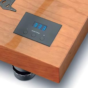 Gramofon Pro-Ject Xtension 12 Evolution v tmavém dřevě, modré LED displej 33.3, detailní pohled shora