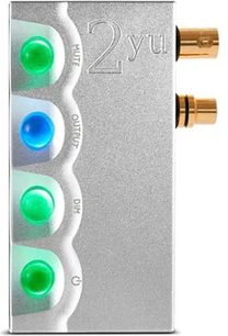 Udvidelseskort til hi-fi-elektronik fra Chord Electronics 2 Yu sølv, 4 blå og grønne RCA-stik, sølvfarvet metalkabinettet