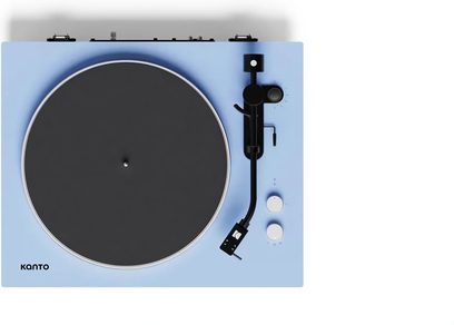 Tocadiscos Kanto OBI3 G2 azul claro, vista superior con plato negro y brazo de lectura negro
