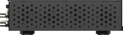 Vedere laterală a amplificatorului hi-fi stereo integrat Matrix Audio MD-1P din metal negru, cu latura perforată de multiple orificii circulare de dimensiuni variate, două picioare cilindrice vizibile și conectori metalici parțial vizibili în partea din spate
