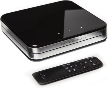 Electrocompaniet RENA S2 integroitu stereo hi-fi -vahvistin, kolmen neljänneksen näkymä, kiiltävä musta pinta, musta kaukosäädin etualalla