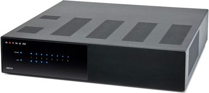 Anthem MDX8 sort multikanal-effektforstærker, 5 kanaler, frontpanel med blå LED-display, set forfra