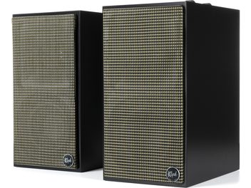 Дві колонки Klipsch The Fives чорного кольору, прямокутної форми, з металевими решітками, білим логотипом, вид спереду