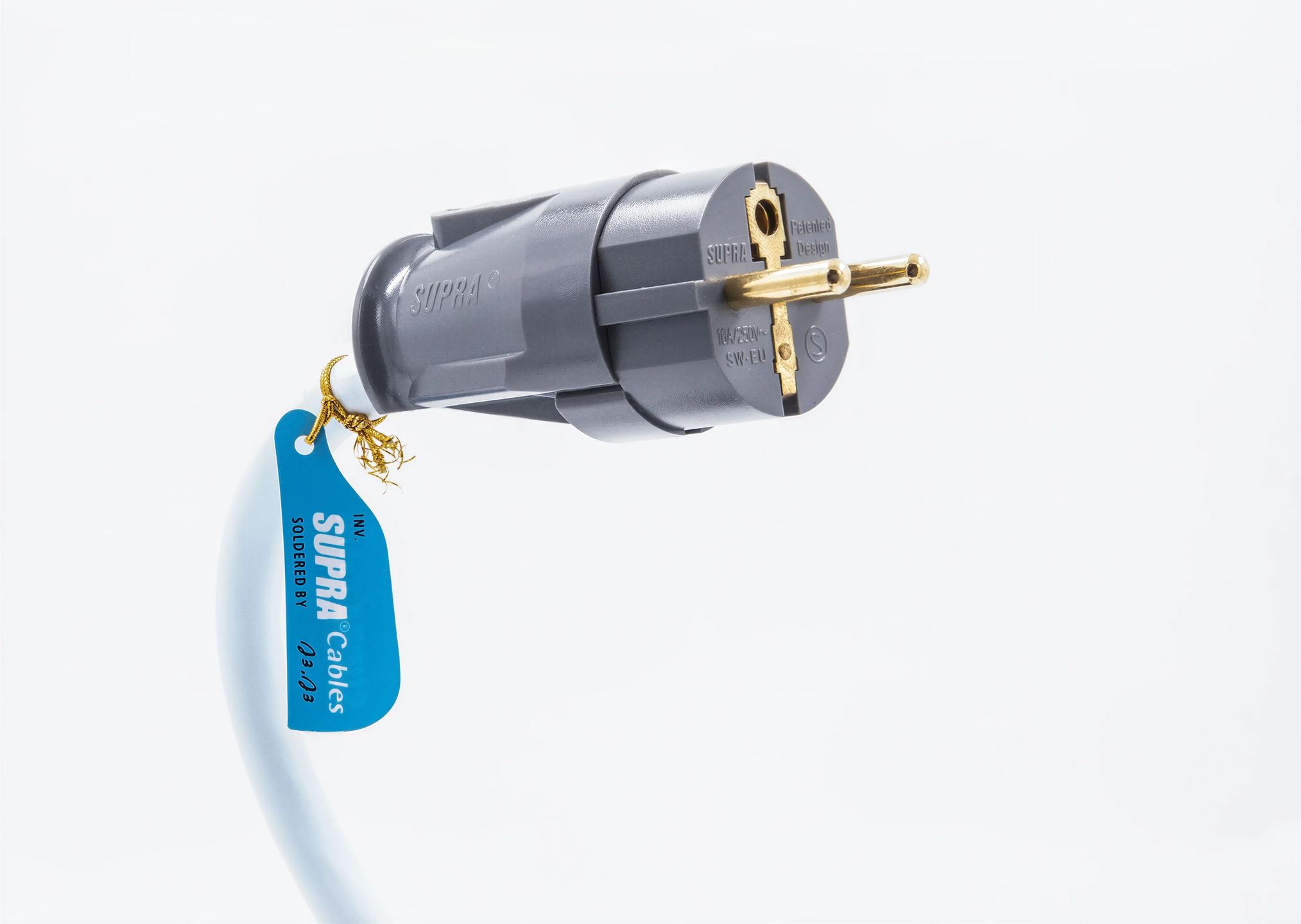 電源ケーブルSupra LoRad MKII 2.5 HUBBELプラグ1.5m Supra Lorad 2.5 IEC Fr 1.5m - Power Cable - HomeCineSolutions