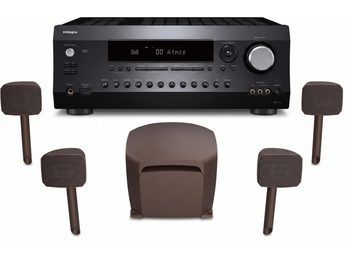 Czarny amplituner kina domowego Integra DRX-3.4 z subwooferem i czterema brązowymi głośnikami satelitarnymi