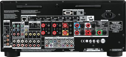 Onkyo TX-NR828 sort hjemmebiografsforstærker, bagside, nærbillede, mange lyd/video-stik, knapper og stik