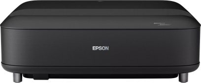 Fekete Epson EH-LS670B videoprojektor, elölnézet, nagy első rács és lekerekített sarkú téglalap alakú kialakítás