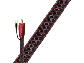 Audioquest Irish Red 3M braided red and black audio cable with gold-plated connectors, close-up view on white background