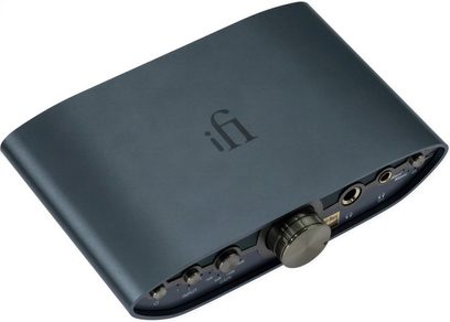 Højkvalitets hovedtelefonforforstærker iFi Audio ZEN CAN 3, set fra en vinkel, front med knapper og jackstik, mørkegrå finish