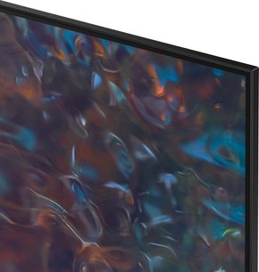 Samsung QE50QN90A-fladskærm, der viser et abstrakt billede med klare, kontrastfyldte farver i blå og orange nuancer