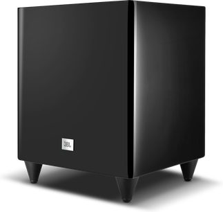 JBL SUB80P subwoofer i sort lak, kubisk form, sort stoffront, sølvfarvet logo, koniske fødder