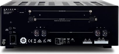 Anthem STR güç amplifikatörü siyah, ön panel düğmeler, bağlantı noktaları ve ekran ile, ön görünüm