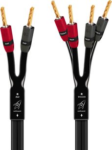 AudioQuest Rocket 22 SBW sort højttalerkabel med røde og grå guldbelagte bananstik, set fra forstærker- og højttalersiden
