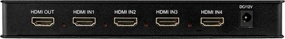 HDMI-switch med 4 porte i sort med 4 HDMI-indgange, 1 HDMI-udgang og 1 DC 12V-port, set forfra