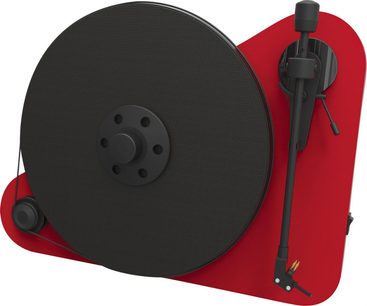 Giradischi verticale Pro-Ject VT-E BT rosso con braccio di lettura nero, piatto nero e pulsanti di controllo, vista frontale
