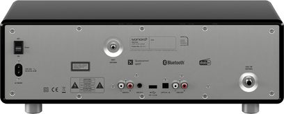 FM- eller digitalt internetbordradio Sonoro Prestige sort højglans - sølv bagside med stik, antenner og afbryder