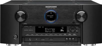 Marantz AV8805A sort home cinema-forforstærker, set forfra, blåt display, sølvfarvede knapper og drejeknapper, 2 hovedtelefonstik på forsiden
