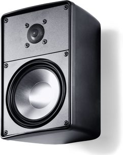 Diffusore hi-fi compatto Canton Plus XL.3 laccato nero, vista in tre quarti, frontale con tweeter e grande woofer in alluminio