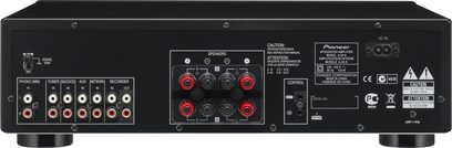 Hi-fi stereo zesilovač Pioneer A-20 černý, pohled zepředu, konektory a ovládací prvky na čelním panelu, černé provedení