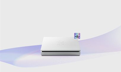 White RSA780 Rose CD player, front view, logo in top right corner, on a gradient purple and white background