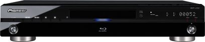 Pioneer BDP-LX52 sort Blu-ray-afspiller, set forfra, blå skærm, sølvfarvede knapper og diskskuffe