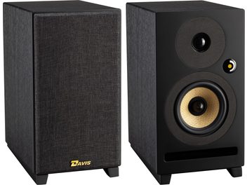 Bokhyllehøyttaler Davis Acoustics Krypton 3 teknikk svart, sett forfra og i trekvart vinkel, rektangulært kabinett, kort fot, avtakbart tekstilgitter, svart sirkulær diskant, flettet gul basshøyttaler, horisontal bassrefleksport