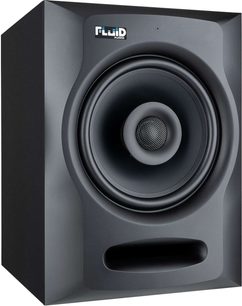 Aktiv-Lautsprecher Fluid Audio FX80 schwarz, Nahaufnahme von vorne, Hochtöner und Tieftöner sichtbar in einem quadratischen Gehäuse
