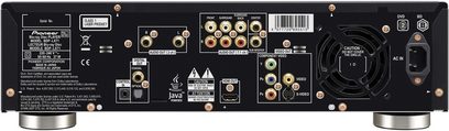 Bagside af Pioneer BDP-LX71 med HDMI-, komponent-, optisk S/PDIF- og koaksial S/PDIF-tilslutninger, Ethernet, RS-232C og AC IN