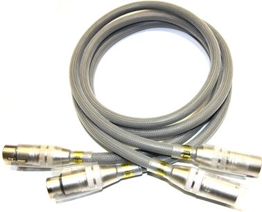 Analogový audio kabel XLR Xindak BC 3, šedý pletený XLR, stříbrné XLR konektory, detailní pohled na oba konce