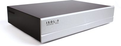 Condizionatore di rete Isol-8 Minisub Wave argento, alloggiamento rettangolare in alluminio spazzolato e nero opaco, pannello frontale inciso