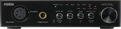 Fostex HP-A4BL sort hovedtelefonforstærker, front med hovedtelefonstik, knapper, drejeknapper og indikatorlamper